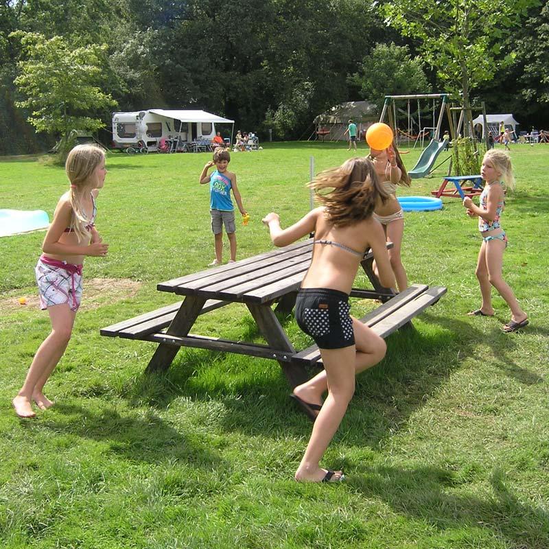 spelen_picknicktafel